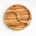 image_1 Servírovací talíř dělený z masivního dubového dřeva, průměr 280 mm, přírodní rustikální design s praktickou přihrádkou pro oddělení pokrmů.