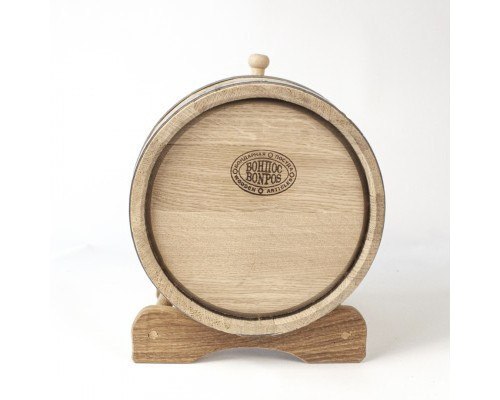 image_1 Dubový sud o objemu 30 litrů bez kohoutku, umístěný na stojanu, vhodný pro zrání a skladování alkoholických nápojů