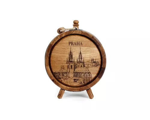 image_1 Dřevěná placatka 3 l s motivem Prahy z masivního dřeva dárková a suvenýrová nádoba na alkohol bez kohoutku
