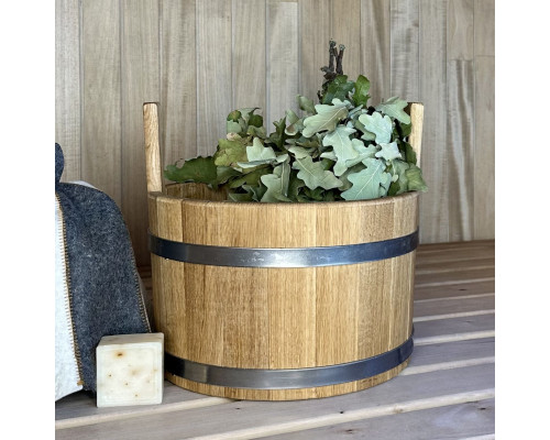 image_5 Dřevěný dubový džber o objemu 10 litrů s obručemi z nerezové oceli, určený pro saunu a lázeň