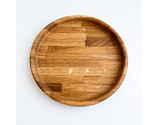 Dubový talíř o průměru 250 mm – přírodní dřevěný talíř z dubu, odolný a stylový pro servírování jídel